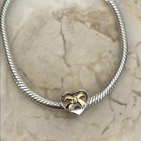 Michael Hill 925 Sterling Silver & 10K Gold Heart & Ribbon Charm Bead - Picture 1 of 5
